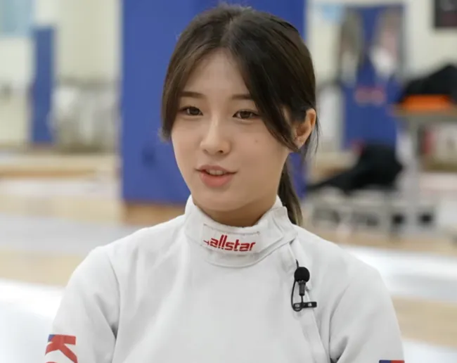 아시안 게임 펜싱 선수 실물 비주얼