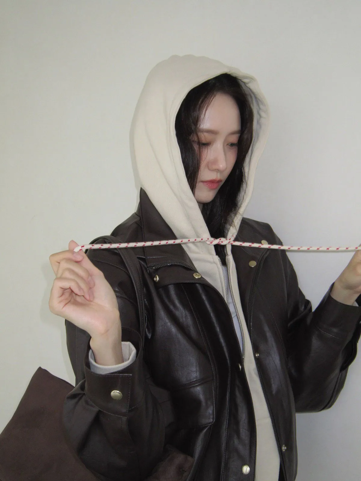 가을옷입은 윤아 인스타