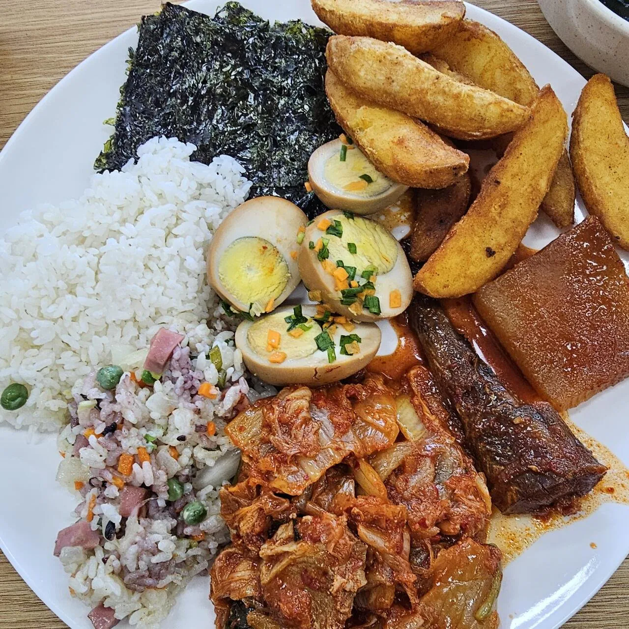 한식뷔페의 맛